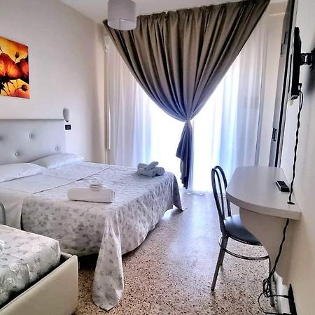 Hotel Bisanzio Cervia Dış mekan fotoğraf