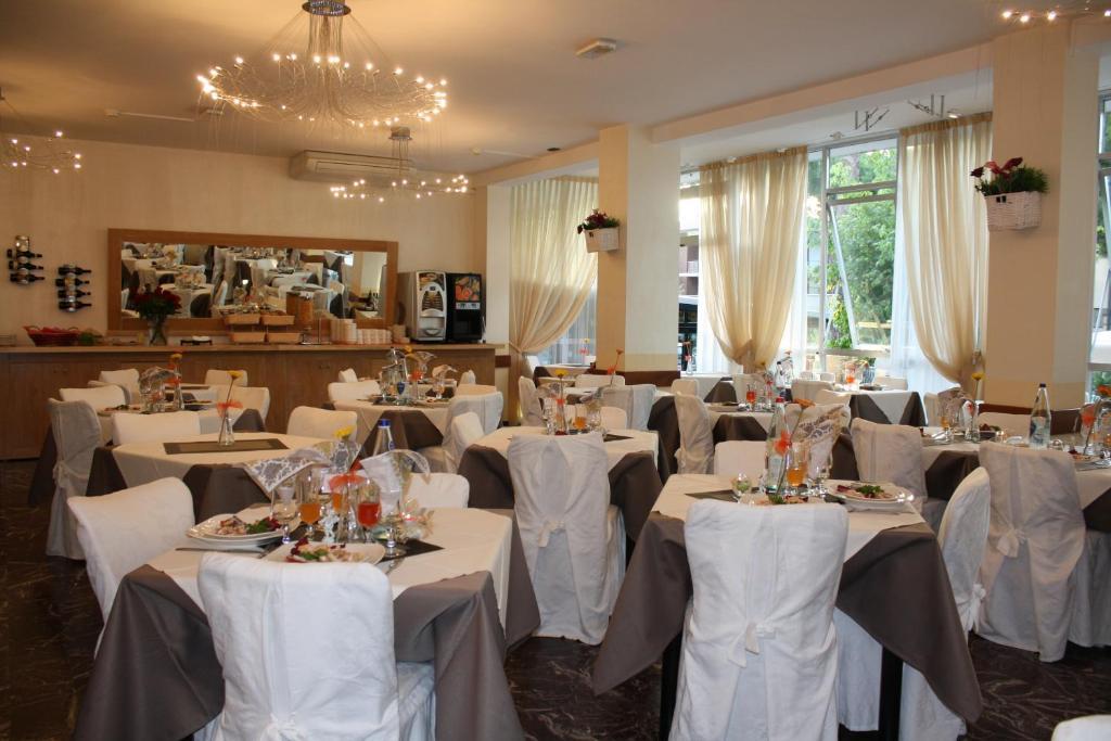 Hotel Bisanzio Cervia Dış mekan fotoğraf