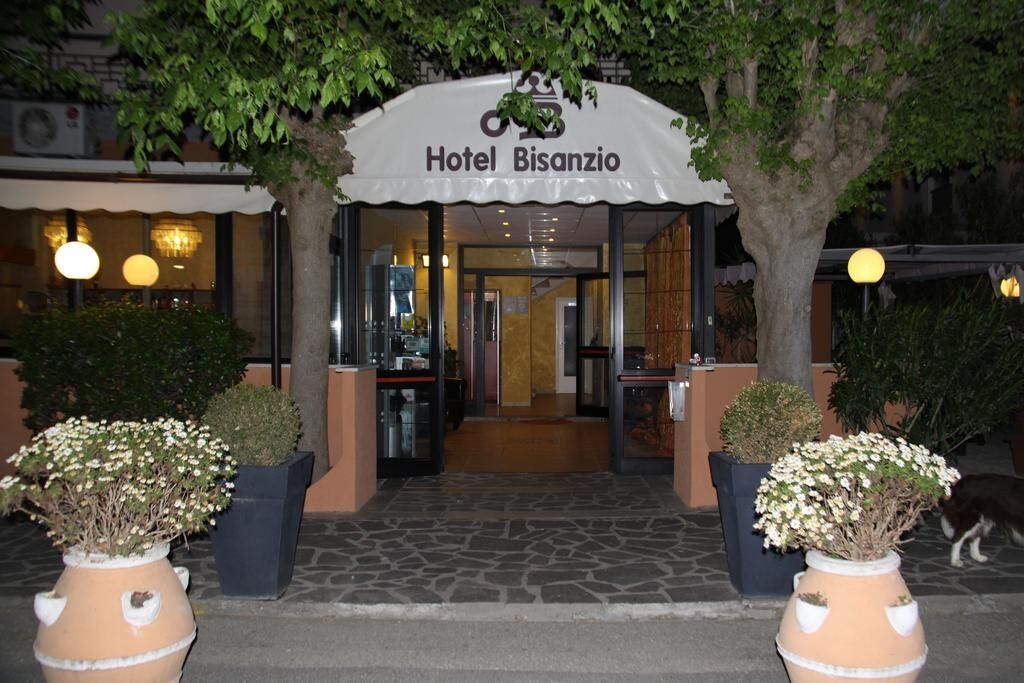 Hotel Bisanzio Cervia Dış mekan fotoğraf