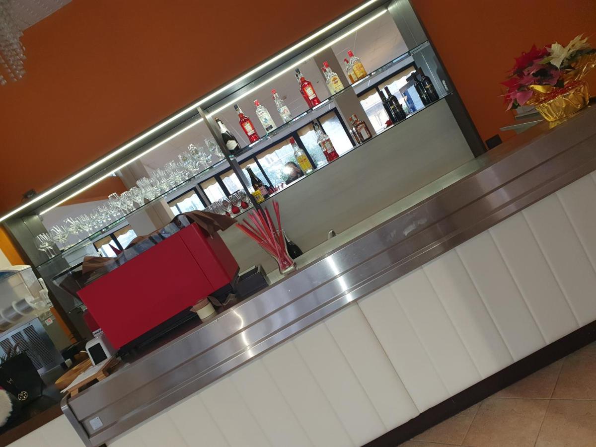 Hotel Bisanzio Cervia Dış mekan fotoğraf