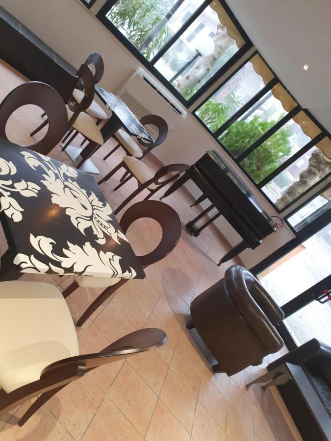 Hotel Bisanzio Cervia Dış mekan fotoğraf